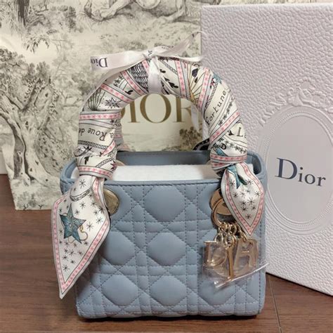 dior みっつぁ|dior スカーフ.